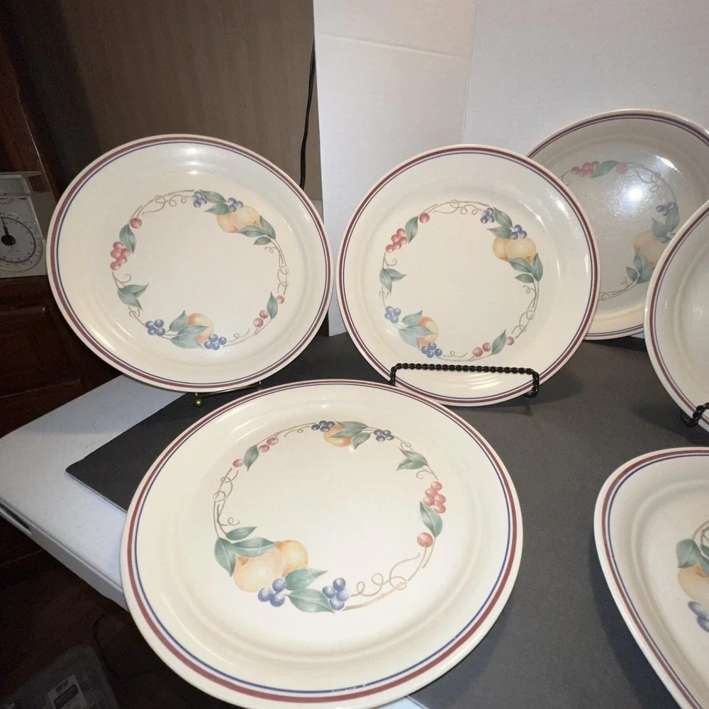 Corelle‎ Corning Ware Set of Seven 7 ABUNDANCE Fruit Design Luncheon Plates